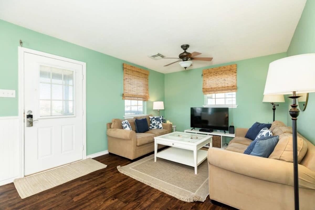 Casa De Las Olas - Huge Fenced Yard, Massive Outdoor Shower, Great Breezes From Deck! Surfside Beach Eksteriør bilde