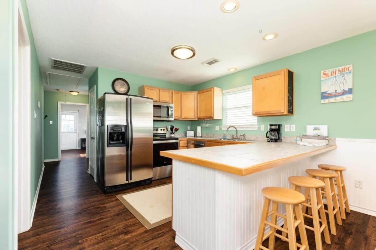 Casa De Las Olas - Huge Fenced Yard, Massive Outdoor Shower, Great Breezes From Deck! Surfside Beach Eksteriør bilde